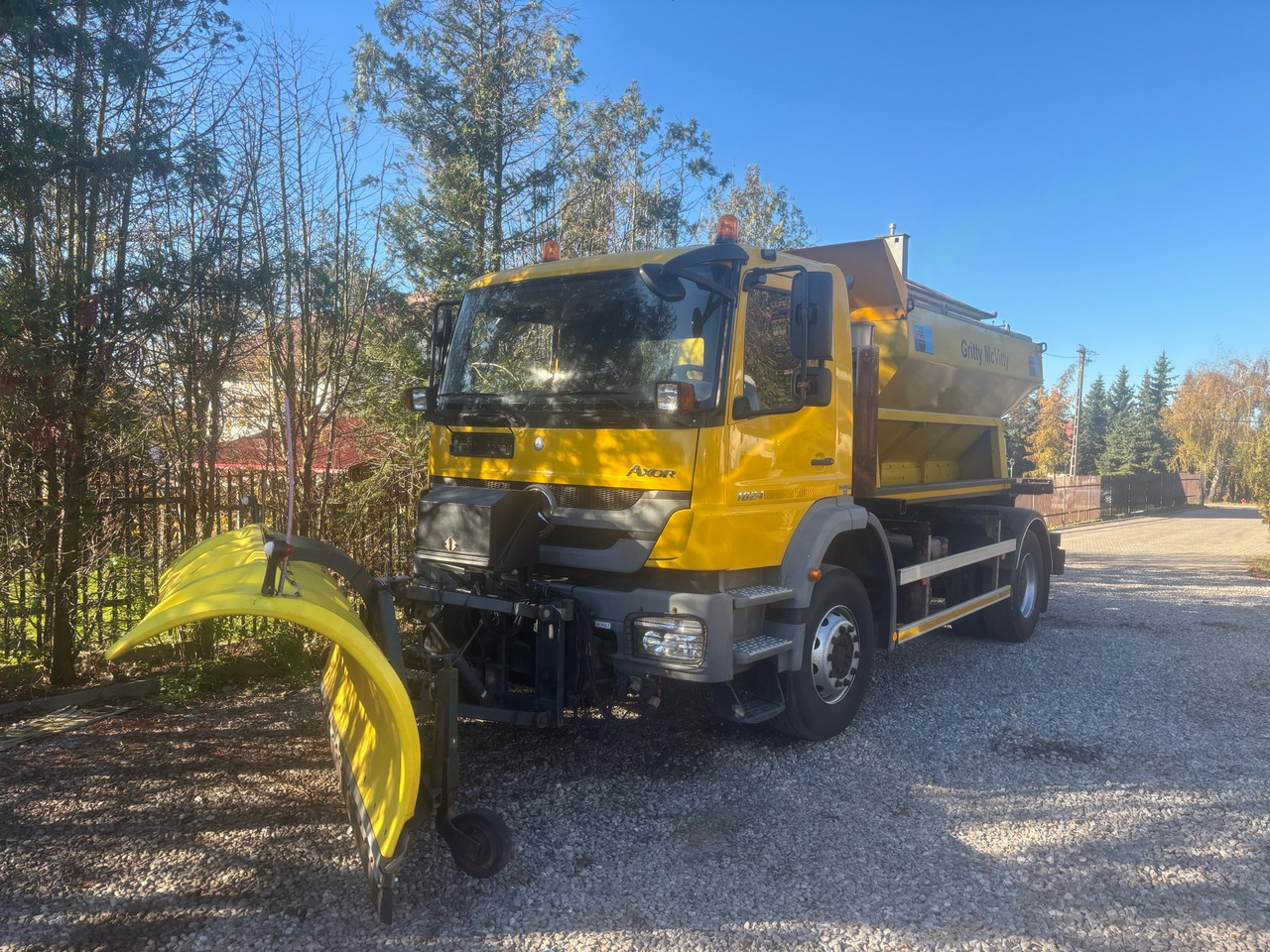 Mercedes AXOR 1824 4x2 Spreader/Gritter/Plough - Engin de déneigement: photos 5 Mercedes AXOR 1824 4x2 Spreader/Gritter/Plough - Engin de déneigement: photos 5