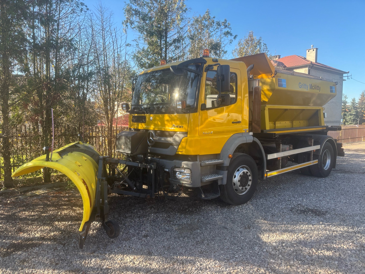 Mercedes AXOR 1824 4x2 Spreader/Gritter/Plough - Engin de déneigement: photos 4 Mercedes AXOR 1824 4x2 Spreader/Gritter/Plough - Engin de déneigement: photos 4