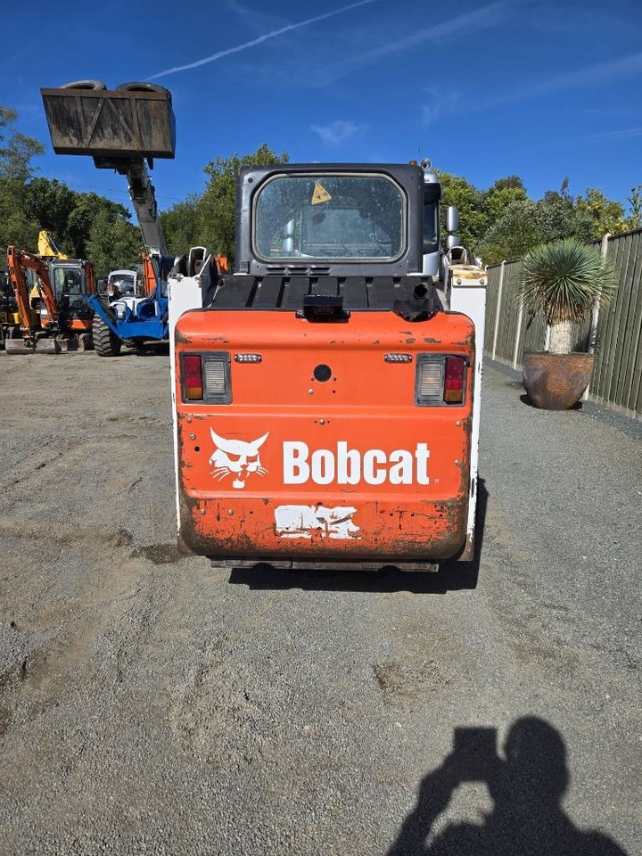 Bobcat S 130 - Mini chargeuse: photos 3 Bobcat S 130 - Mini chargeuse: photos 3
