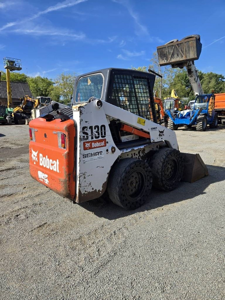 Bobcat S 130 - Mini chargeuse: photos 4 Bobcat S 130 - Mini chargeuse: photos 4