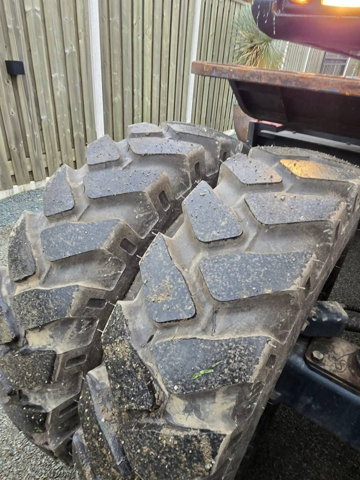 Pelle sur pneus Hyundai R 180W-9A: photos 15 Pelle sur pneus Hyundai R 180W-9A: photos 15