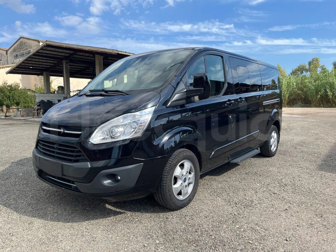 Ford Tourneo Custom - Bus interurbain: photos 4 Ford Tourneo Custom - Bus interurbain: photos 4