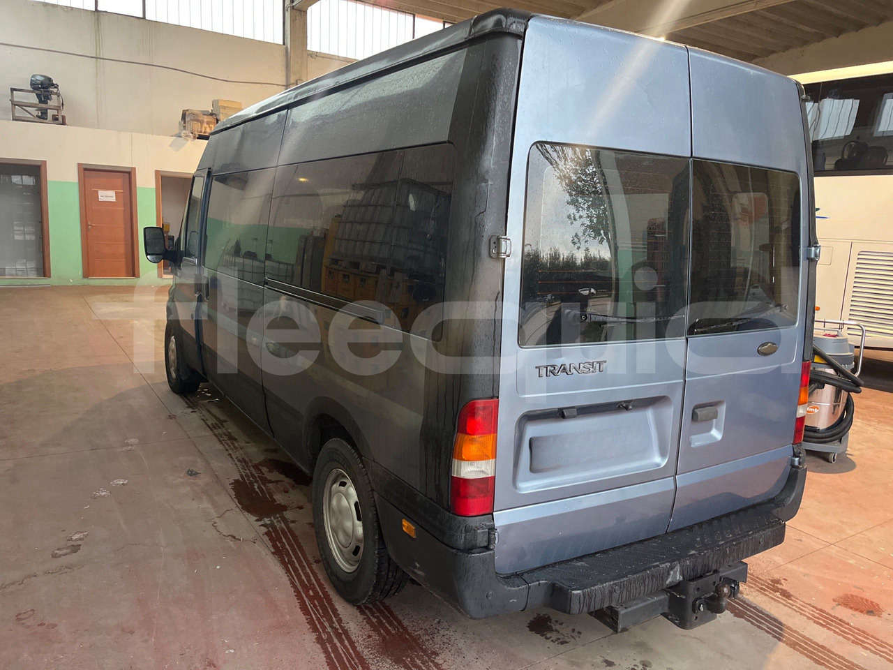Ford Transit - Minibus, Transport de personnes: photos 5 Ford Transit - Minibus, Transport de personnes: photos 5