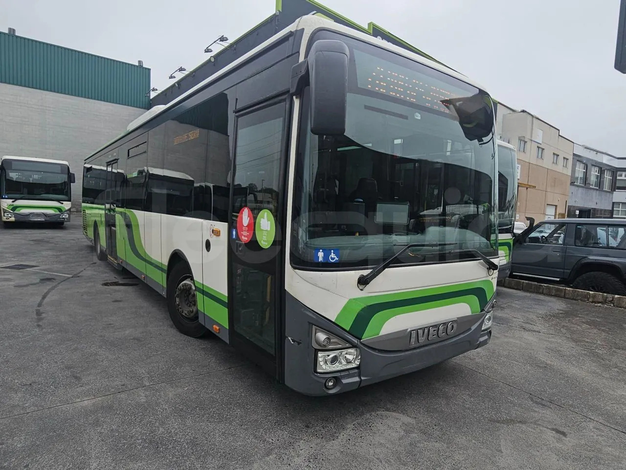 Iveco Crossway Low Entry - Bus urbain: photos 1 Iveco Crossway Low Entry - Bus urbain: photos 1