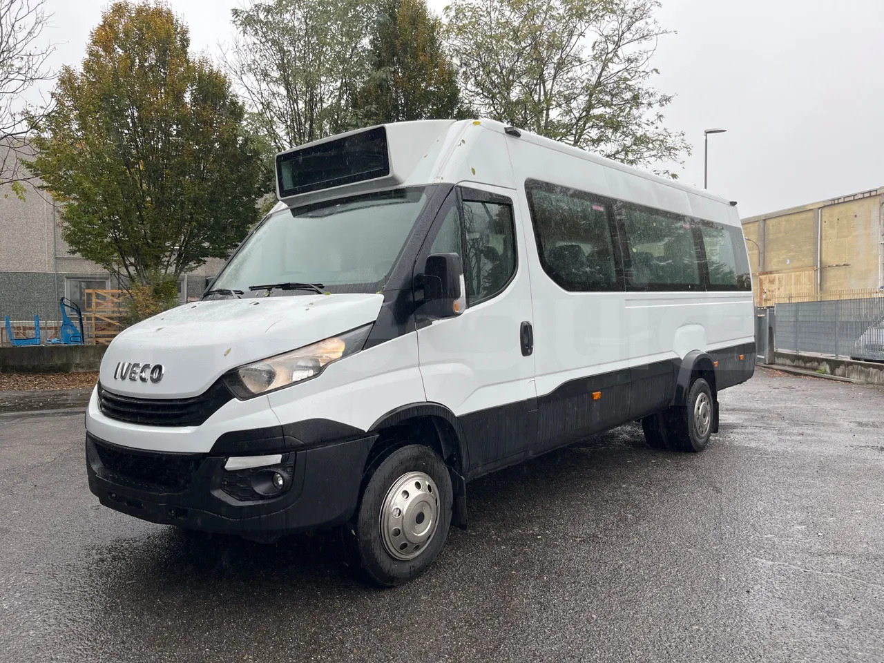 Iveco Daily - Minibus, Bus interurbain: photos 4 Iveco Daily - Minibus, Bus interurbain: photos 4