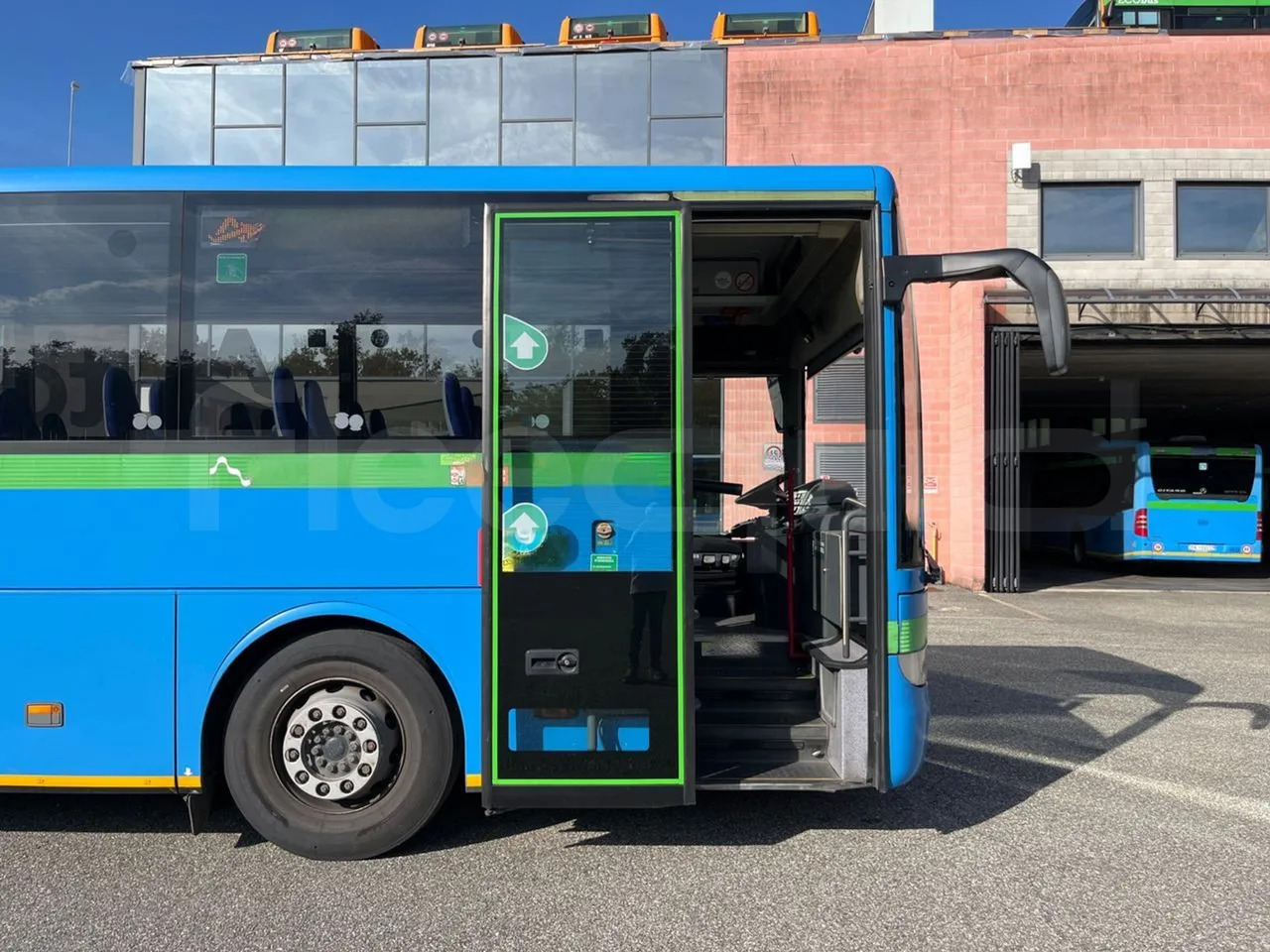 Bus interurbain Mercedes-Benz Integro: photos 15