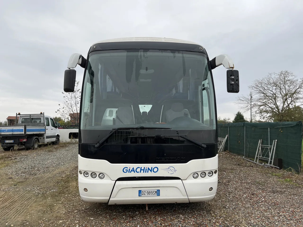 Neoplan P22 - Autocar: photos 2 Neoplan P22 - Autocar: photos 2