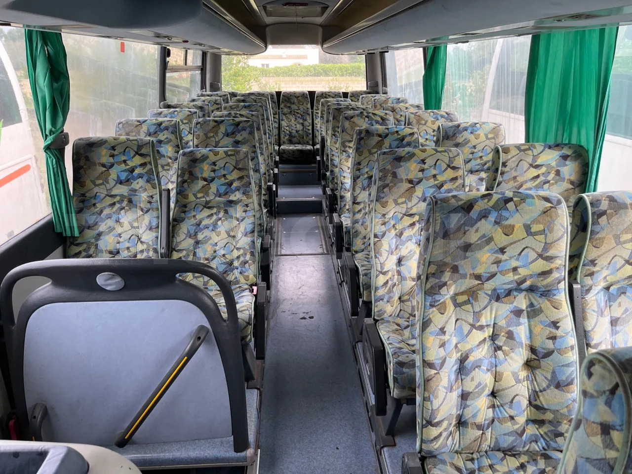 Autocar Volvo B12: photos 26