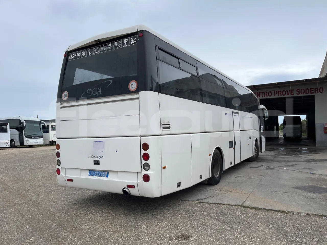 Autocar Volvo B12: photos 9