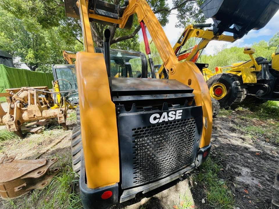 CASE SR250 - Mini chargeuse: photos 4 CASE SR250 - Mini chargeuse: photos 4