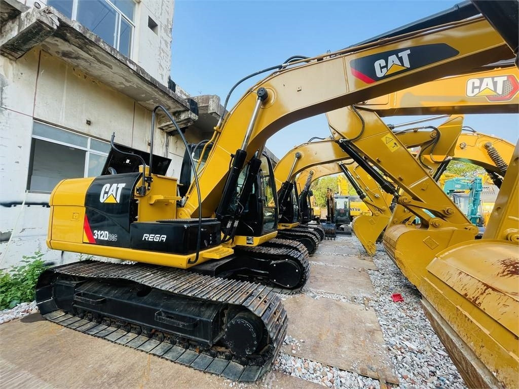 CAT 312 2gc - Pelle sur chenille: photos 1 CAT 312 2gc - Pelle sur chenille: photos 1