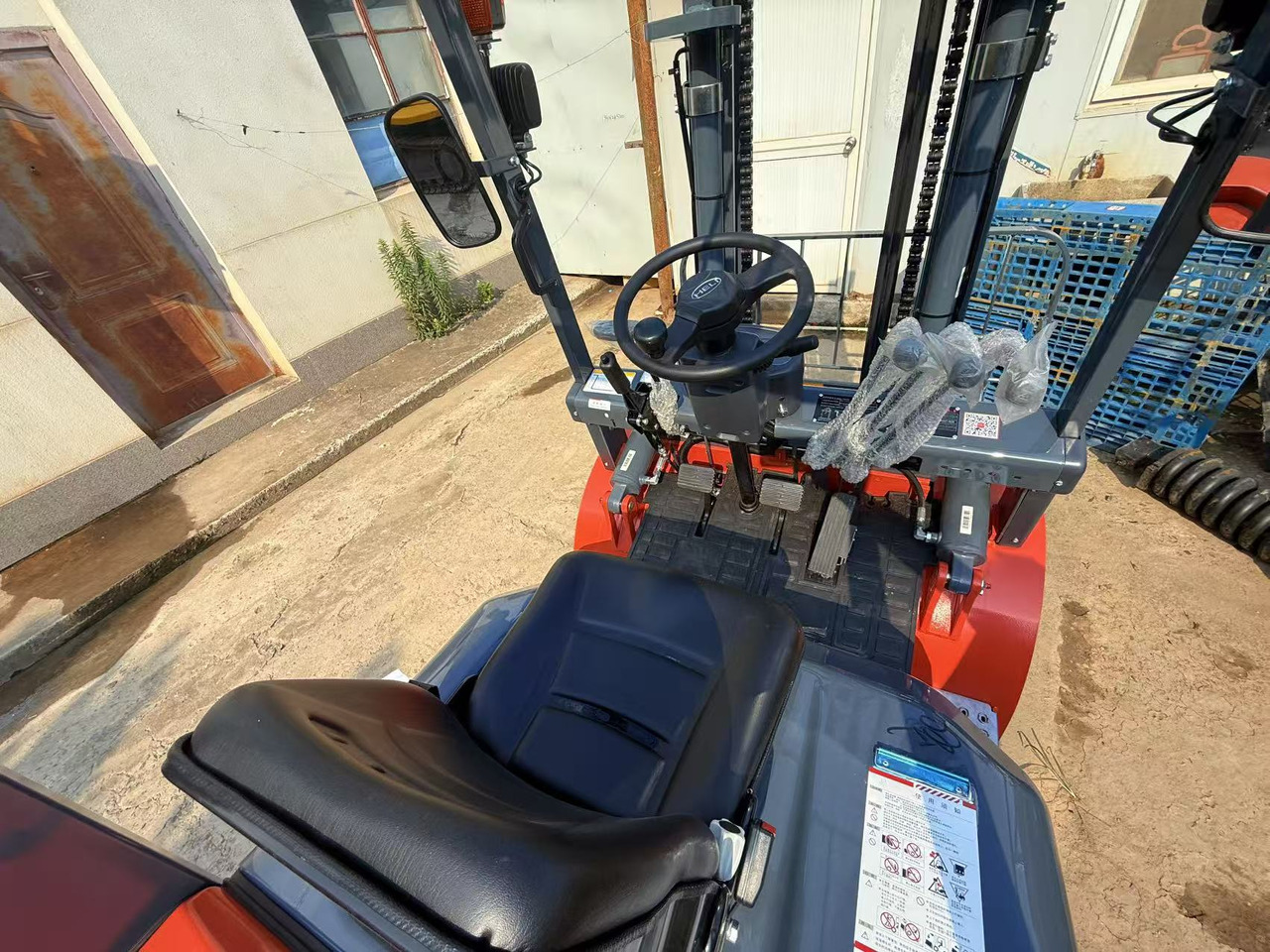 Heli CPC35 - Chariot élévateur diesel: photos 4 Heli CPC35 - Chariot élévateur diesel: photos 4