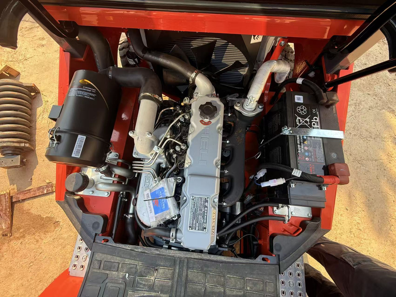 Heli CPC35 - Chariot élévateur diesel: photos 3 Heli CPC35 - Chariot élévateur diesel: photos 3