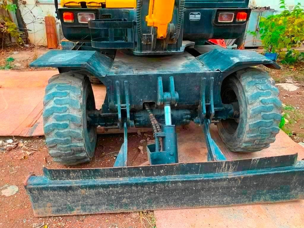 Hyundai Robex 60 W-7  - Pelle sur pneus: photos 4 Hyundai Robex 60 W-7  - Pelle sur pneus: photos 4