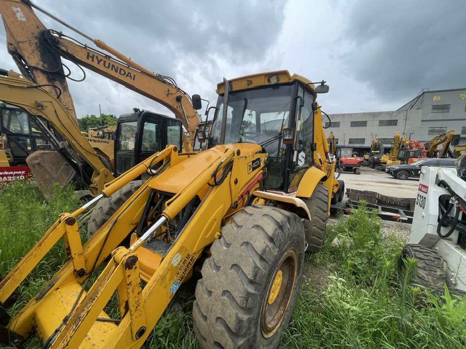 JCB 4CX Backhoe Loader - Tractopelle: photos 1 JCB 4CX Backhoe Loader - Tractopelle: photos 1