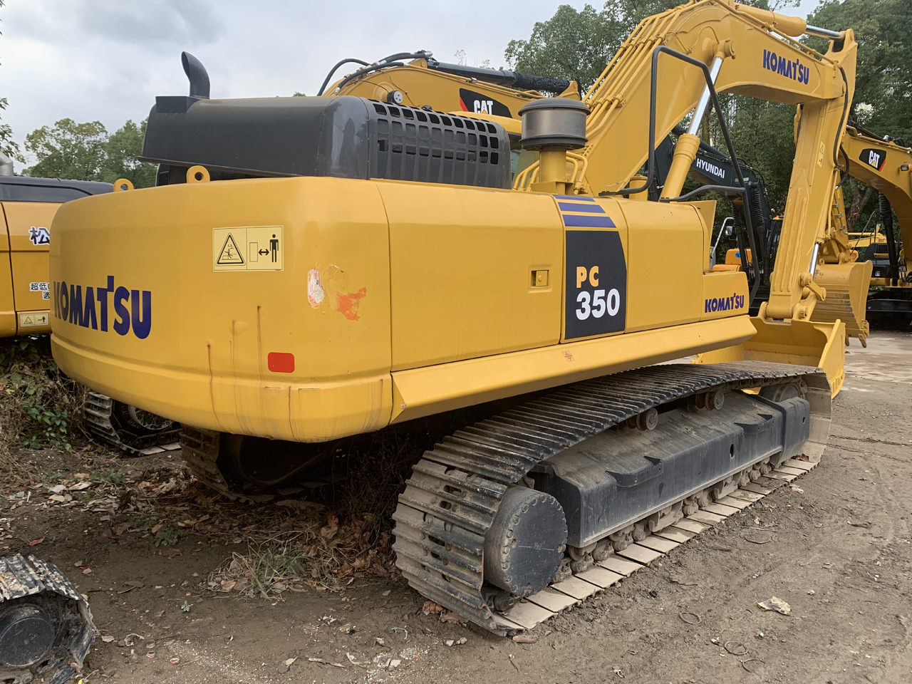 KOMATSU PC350-7 - Pelle sur chenille: photos 3 KOMATSU PC350-7 - Pelle sur chenille: photos 3