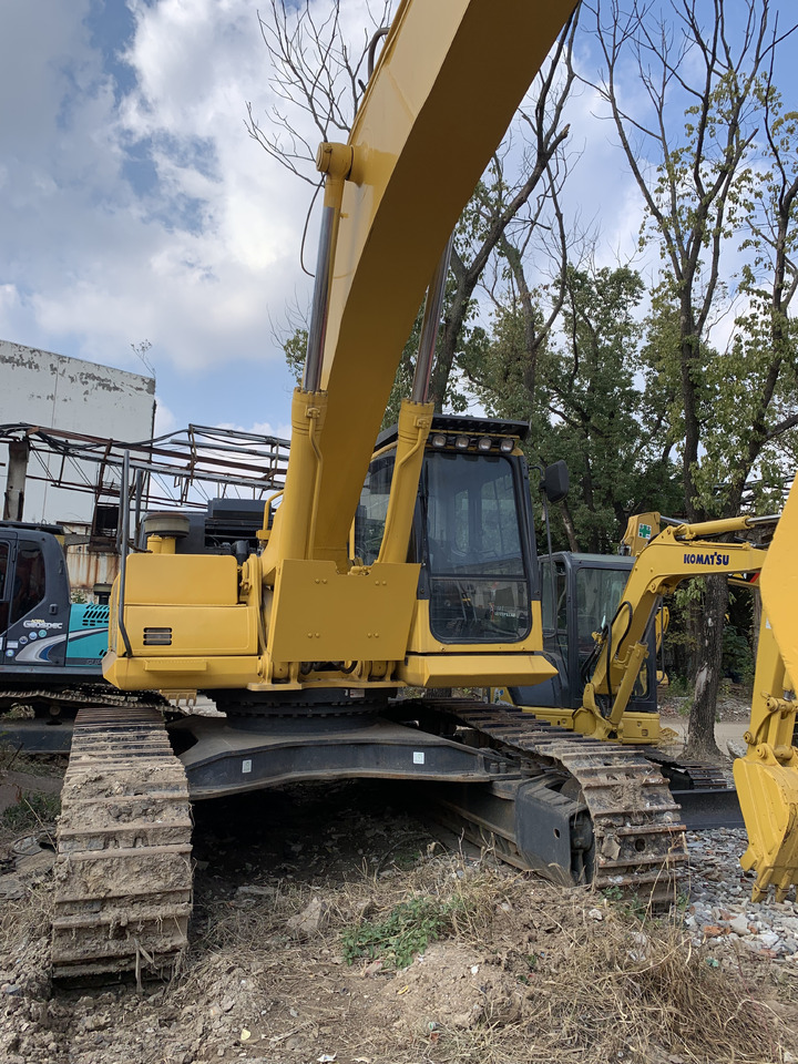 KOMATSU PC450 - Pelle sur chenille: photos 2 KOMATSU PC450 - Pelle sur chenille: photos 2
