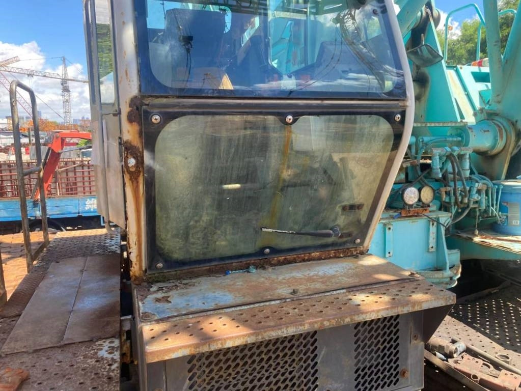 Kobelco CKE 2500 - Grue sur chenilles: photos 4 Kobelco CKE 2500 - Grue sur chenilles: photos 4