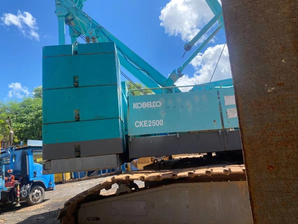 Kobelco CKE 2500 - Grue sur chenilles: photos 3 Kobelco CKE 2500 - Grue sur chenilles: photos 3