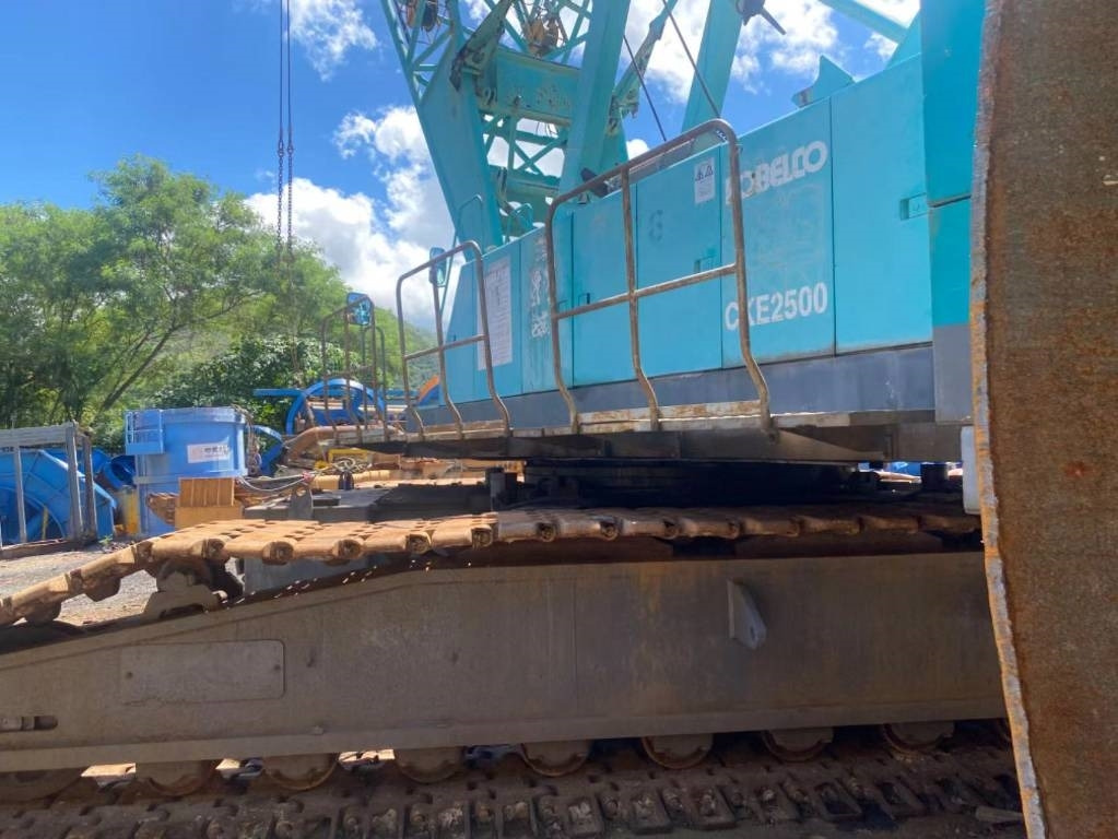 Kobelco CKE 2500 - Grue sur chenilles: photos 5 Kobelco CKE 2500 - Grue sur chenilles: photos 5