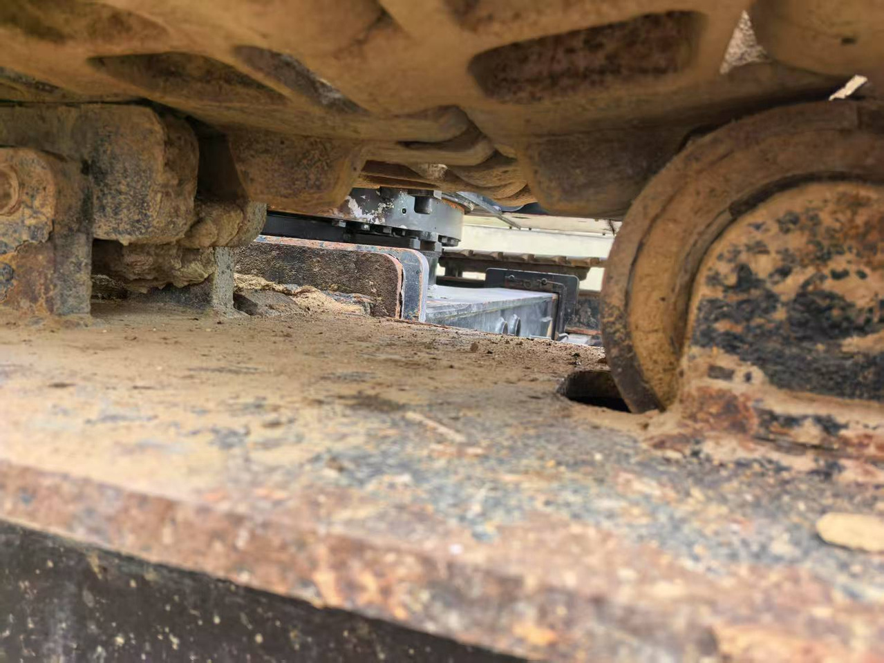 SANY SCC1000A-6 - Grue sur chenilles: photos 5 SANY SCC1000A-6 - Grue sur chenilles: photos 5