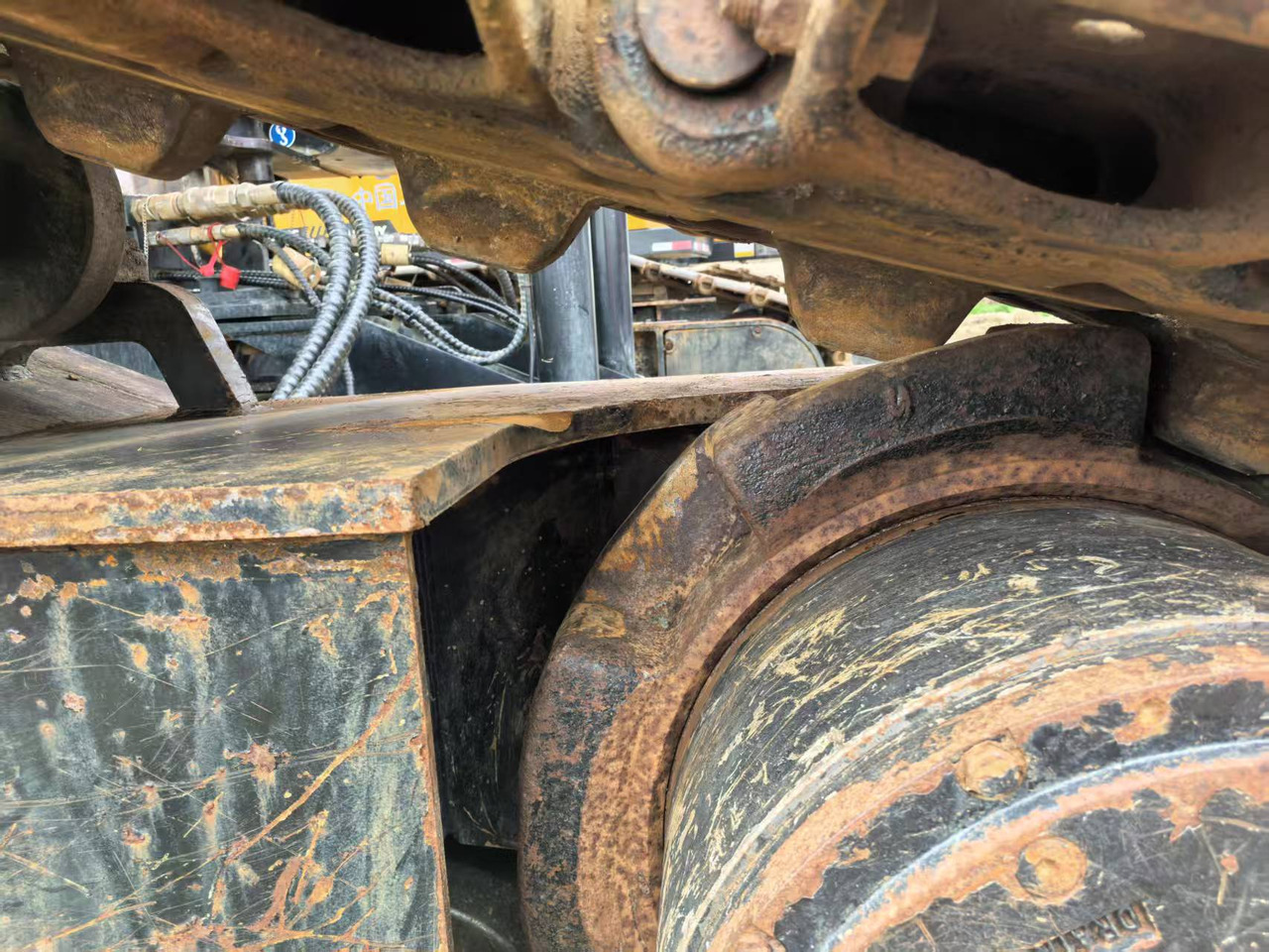 SANY SCC1000A-6 - Grue sur chenilles: photos 4 SANY SCC1000A-6 - Grue sur chenilles: photos 4