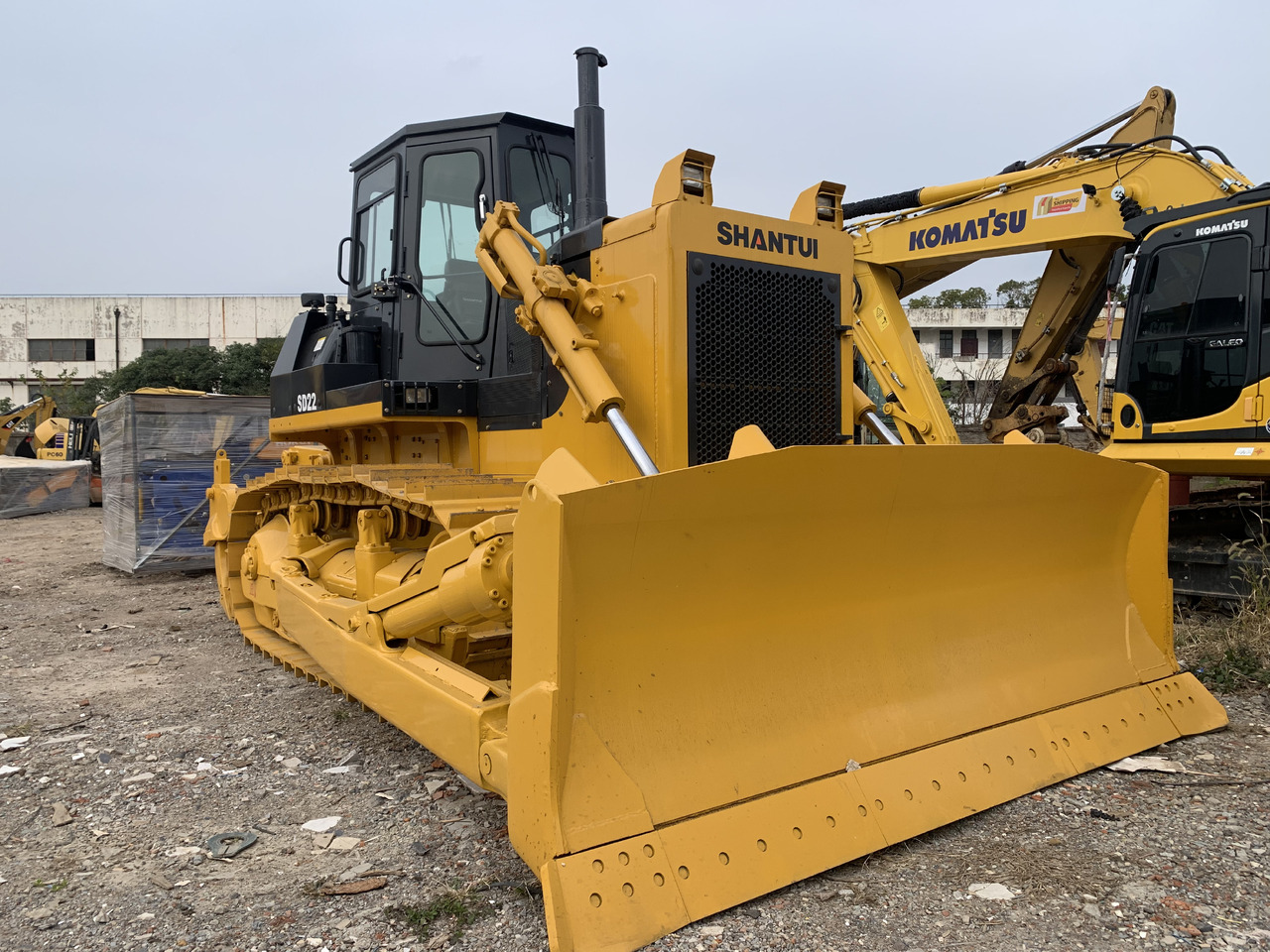 SHANTUI SD22 - Bulldozer: photos 1 SHANTUI SD22 - Bulldozer: photos 1