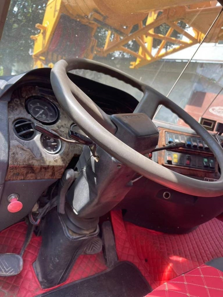 Grue tout-terrain XCMG QY70K-II: photos 7 Grue tout-terrain XCMG QY70K-II: photos 7