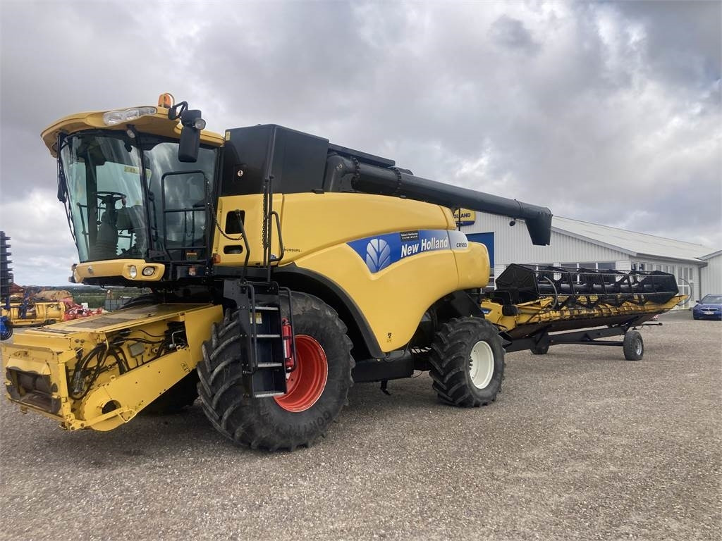 New Holland CR980SLH  - Moissonneuse-batteuse: photos 5 New Holland CR980SLH  - Moissonneuse-batteuse: photos 5