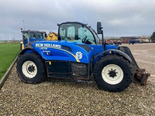 New Holland LM7.35 - Chariot télescopique: photos 3 New Holland LM7.35 - Chariot télescopique: photos 3