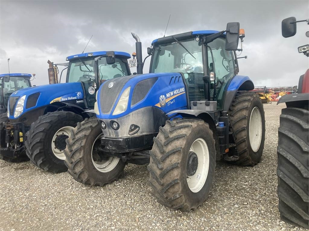 New Holland T7.165 S STAGE V  - Tracteur agricole: photos 2 New Holland T7.165 S STAGE V  - Tracteur agricole: photos 2