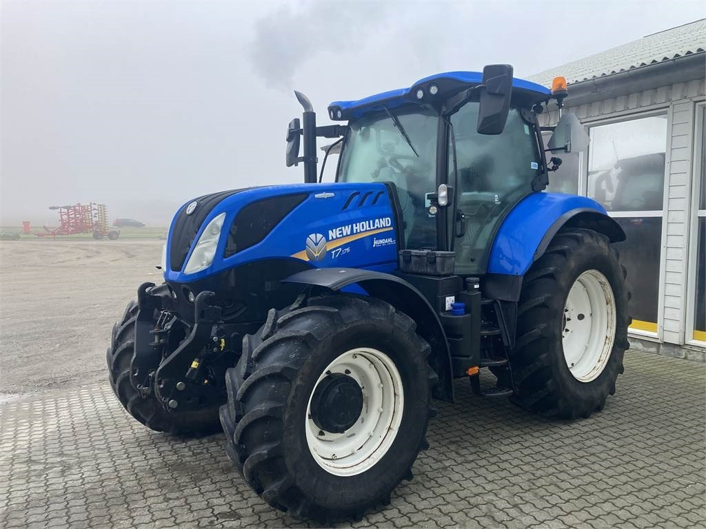New Holland T7.175 AC MY 18  - Tracteur agricole: photos 3 New Holland T7.175 AC MY 18  - Tracteur agricole: photos 3