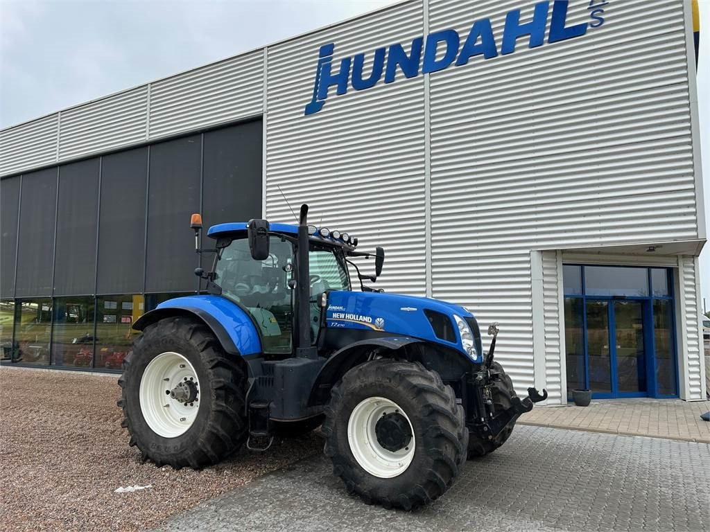 New Holland T7.270AC KEY - Tracteur agricole: photos 1 New Holland T7.270AC KEY - Tracteur agricole: photos 1