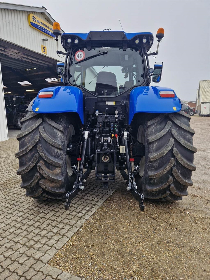 New Holland T7.270AC STAGE V - Tracteur agricole: photos 4 New Holland T7.270AC STAGE V - Tracteur agricole: photos 4