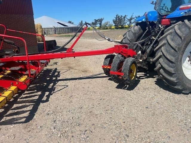 Vaderstad RAPID RD 400 C - Semoir: photos 2 Vaderstad RAPID RD 400 C - Semoir: photos 2