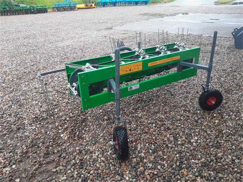 - - - HØ VENDER - Accessoire pour Tracteur communal: photos 4 - - - HØ VENDER - Accessoire pour Tracteur communal: photos 4