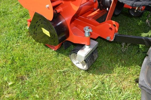 - - - boxer - Accessoire pour Tracteur communal: photos 3 - - - boxer - Accessoire pour Tracteur communal: photos 3