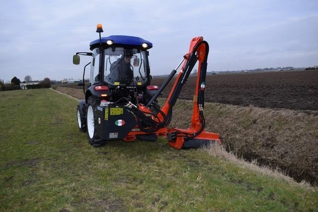 - - - boxer - Accessoire pour Tracteur communal: photos 2 - - - boxer - Accessoire pour Tracteur communal: photos 2