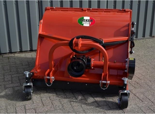 - - - boxer - Accessoire pour Tracteur communal: photos 2 - - - boxer - Accessoire pour Tracteur communal: photos 2