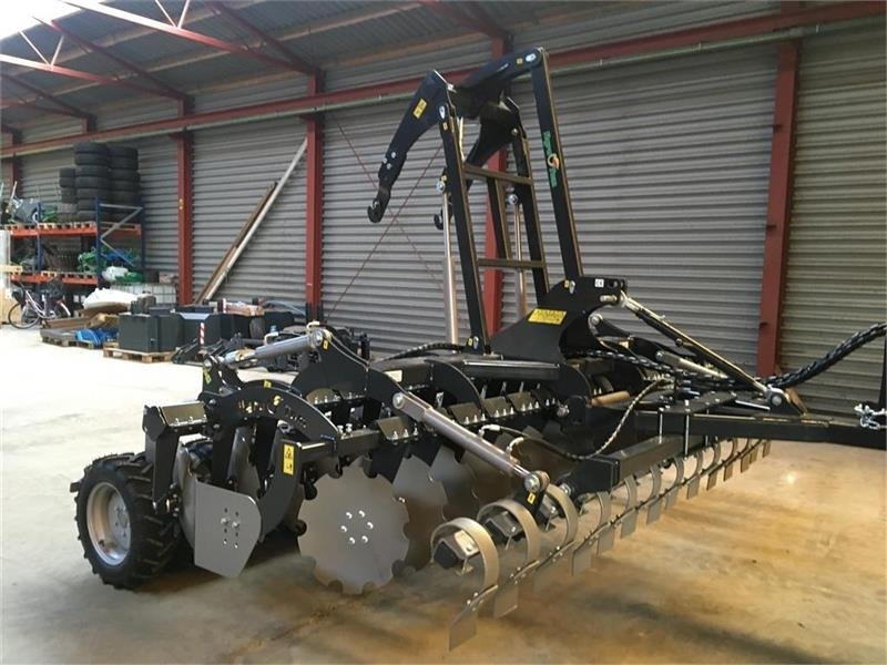 Agro - TOM 4 m. bugseret med slæbeplanke  - Cover crop: photos 1 Agro - TOM 4 m. bugseret med slæbeplanke  - Cover crop: photos 1