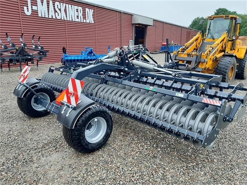 Agro - TOM 6 Meter discharve Agro-Tom 6 m. bugseret di  - Cover crop: photos 3 Agro - TOM 6 Meter discharve Agro-Tom 6 m. bugseret di  - Cover crop: photos 3