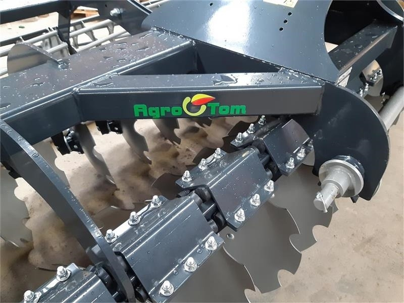 Agro - TOM XL 4 meter hd modellen  - Cover crop: photos 2 Agro - TOM XL 4 meter hd modellen  - Cover crop: photos 2