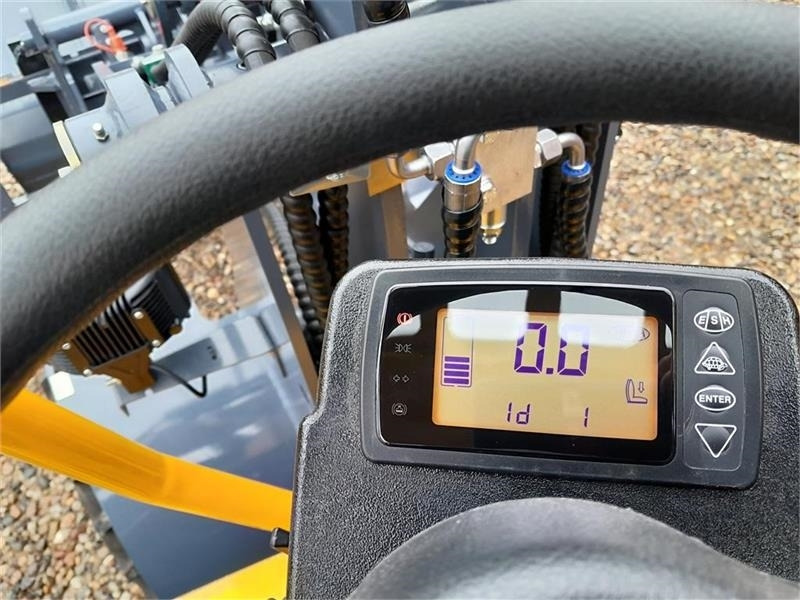 Valet de ferme Eurotrac W11 ELEKTRISK: photos 9