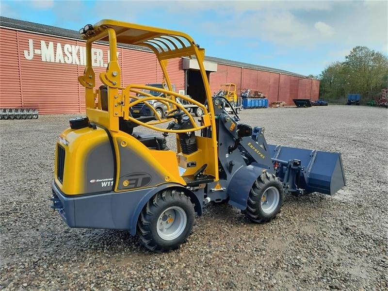 Eurotrac W11 Mellem arm - Valet de ferme: photos 5 Eurotrac W11 Mellem arm - Valet de ferme: photos 5