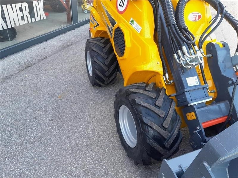 Eurotrac W11 TELESKOB - Valet de ferme: photos 4 Eurotrac W11 TELESKOB - Valet de ferme: photos 4