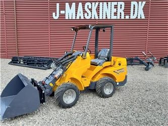 Eurotrac W11 Teleskop - Chargeuse sur pneus télescopique: photos 1 Eurotrac W11 Teleskop - Chargeuse sur pneus télescopique: photos 1