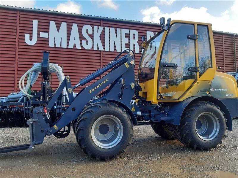 Eurotrac W12 F mellem tårn - Valet de ferme: photos 2 Eurotrac W12 F mellem tårn - Valet de ferme: photos 2