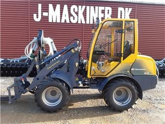 Eurotrac W12 F mellem tårn - Valet de ferme: photos 1 Eurotrac W12 F mellem tårn - Valet de ferme: photos 1