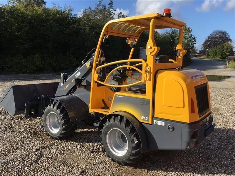 Eurotrac W12 m. lang arm - Valet de ferme: photos 2 Eurotrac W12 m. lang arm - Valet de ferme: photos 2
