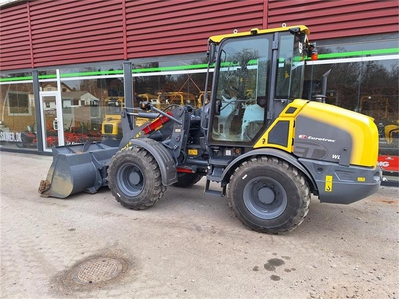 Eurotrac WL18 - Chargeuse sur pneus: photos 3 Eurotrac WL18 - Chargeuse sur pneus: photos 3